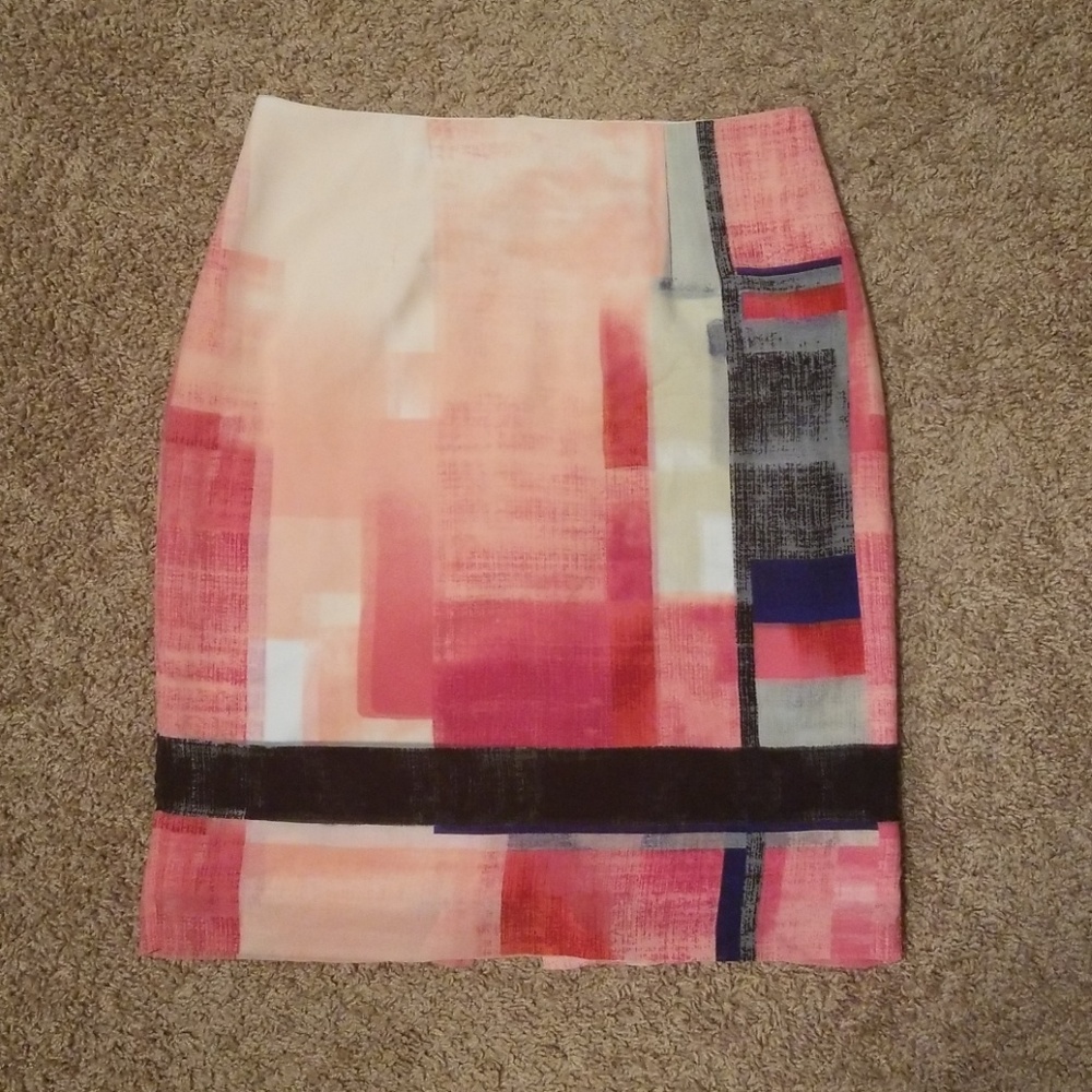 White House Black Market abstract skirt (size 6 )